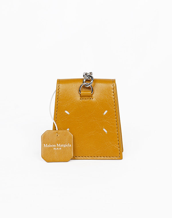 【未使用品】Martin Margiela 移転1周年記念パーティー ピンバッジ 新発売】ディズニーやピクサーの物語をイメージしたビッグサイズの