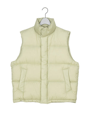 
                  
                    Load image into Gallery viewer, SUPER LIGHT NYLON RIPSTOP DOWN VEST / 309192242001
                  
                