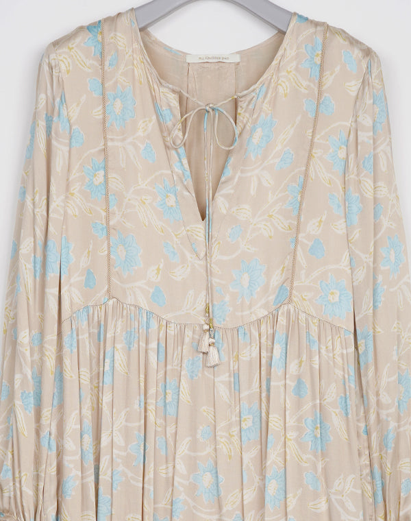 
                  
                    Load image into Gallery viewer, Modal Satin Clematis Print Tiered Dress / 303237252004
                  
                