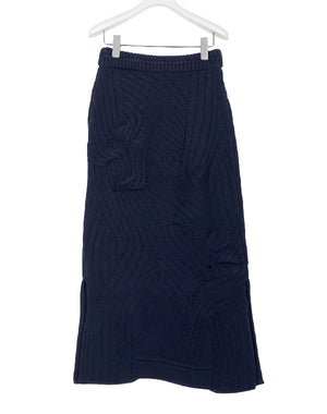 
                  
                    Load image into Gallery viewer, 【SALE】Basket Motif Cable Stitch Knitted Skirt / 320165232001
                  
                