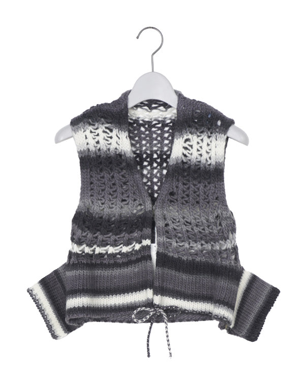 
                  
                    Load image into Gallery viewer, Face Hand Knit Sleeve-less Top / 301333242002
                  
                