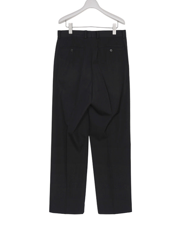 
                  
                    Load image into Gallery viewer, LIGHT WOOL MAX GABARDINE TWO-TUCK SLACKS / 315192242001
                  
                