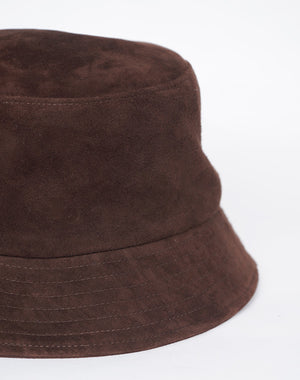 
                  
                    Load image into Gallery viewer, CALF SUEDE BUCKET HAT / 327161242006
                  
                