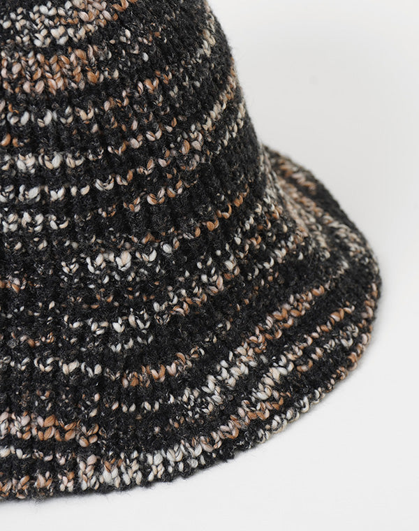 
                  
                    Load image into Gallery viewer, Knit Bucket Hat / BEA25405UA
                  
                