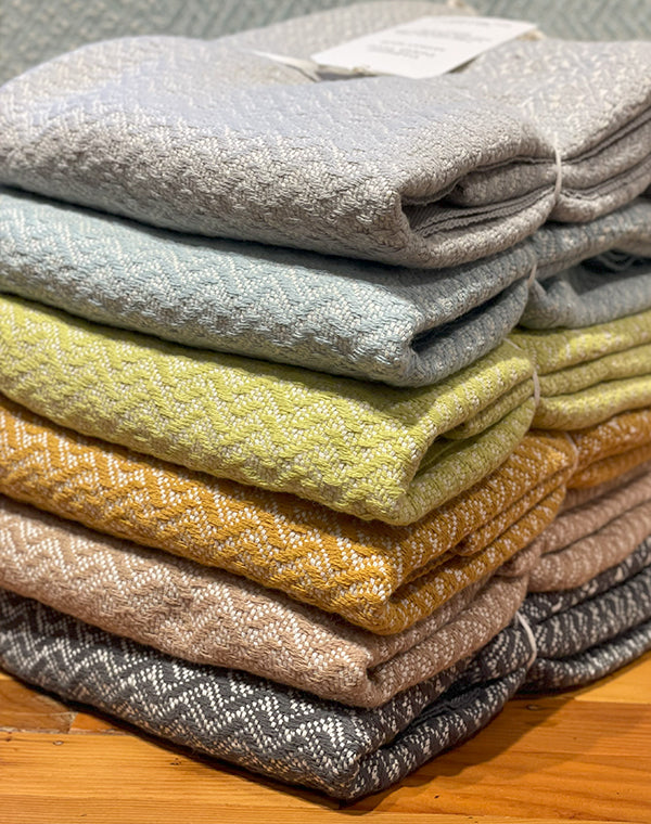 
                  
                    Load image into Gallery viewer, SEA PESHTEMAL - Brown / 902682233008
                  
                