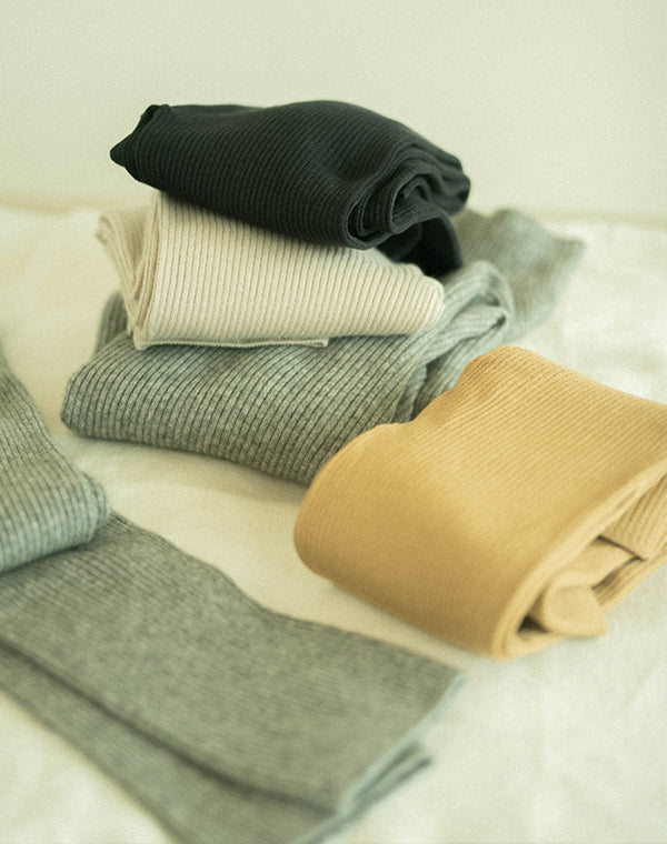 
                  
                    Load image into Gallery viewer, silk cashmere rib leggings / BEA24502LH
                  
                