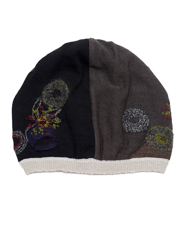 
                  
                    Load image into Gallery viewer, 野花柄刺繍入りニット帽 / BEA07410WA
                  
                