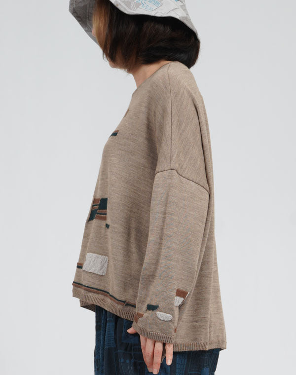 
                  
                    Load image into Gallery viewer, 光と影柄プルオーバー / BEA07431WA
                  
                