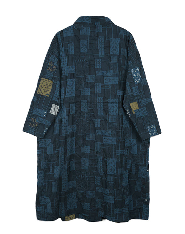 
                  
                    Load image into Gallery viewer, 刺し子柄ストレッチロングコート / BEA07457WA
                  
                