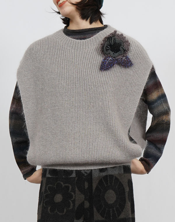 
                  
                    Load image into Gallery viewer, シルクモヘヤ畦ベスト / BEF01657WA
                  
                