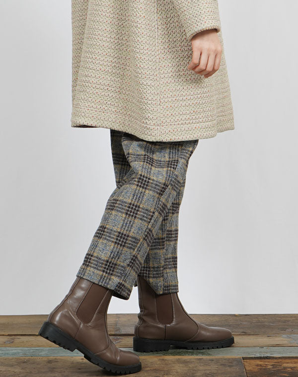 
                  
                    Load image into Gallery viewer, コットンチェックテーパードパンツ / BEF01680WA
                  
                