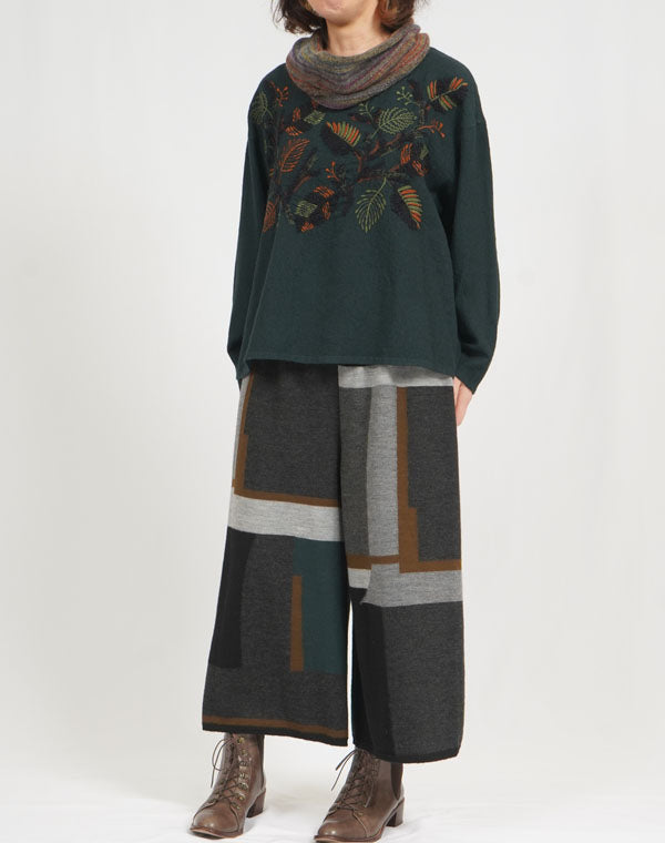 
                  
                    Load image into Gallery viewer, 圧縮ウールニットパンツ / BEF07635WA
                  
                