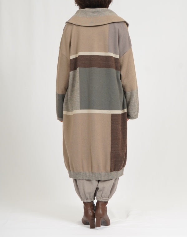 
                  
                    Load image into Gallery viewer, 圧縮ウールロングコート / BEF07634WA
                  
                