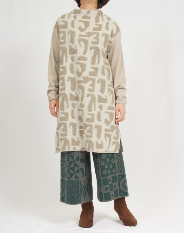 
                  
                    Load image into Gallery viewer, 幾何学タイル柄リバーシブルニットパンツ / BEF07643WA
                  
                