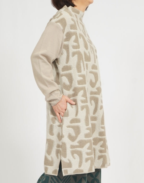 
                  
                    Load image into Gallery viewer, 透けウールジャージーニットドッキングロングチュニック / BEF07666WA
                  
                