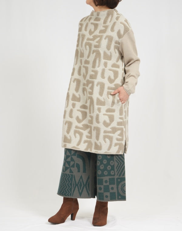 
                  
                    Load image into Gallery viewer, 透けウールジャージーニットドッキングロングチュニック / BEF07666WA
                  
                