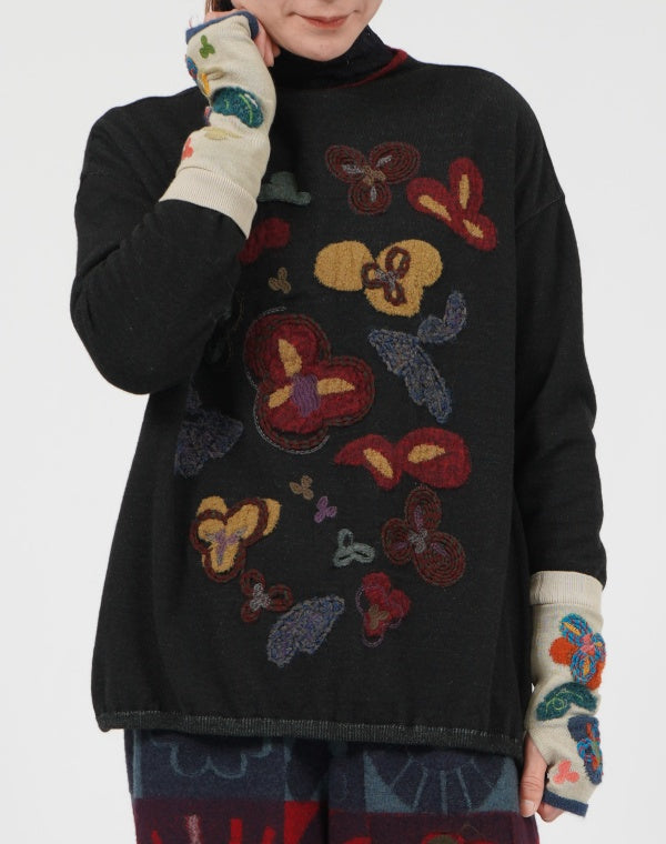 
                  
                    Load image into Gallery viewer, クローバー刺繍バルーンプルオーバー / BEF01611WA
                  
                