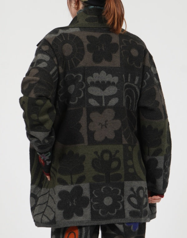 
                  
                    Load image into Gallery viewer, 強縮ノルディックニットコート / BEF01619WA
                  
                