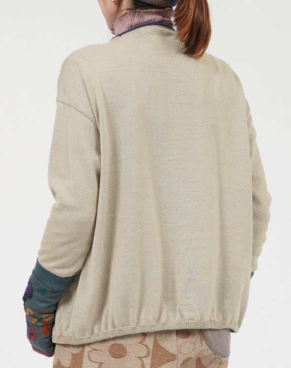 
                  
                    Load image into Gallery viewer, クローバー刺繍バルーンプルオーバー / BEF01611WA
                  
                