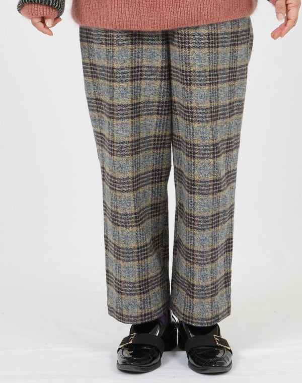 
                  
                    Load image into Gallery viewer, コットンチェックテーパードパンツ / BEF01680WA
                  
                