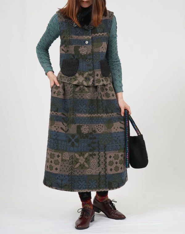 
                  
                    Load image into Gallery viewer, ボタニカルロービングベスト / BEF01672WA
                  
                