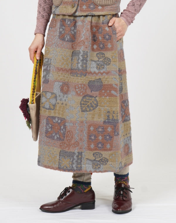 
                  
                    Load image into Gallery viewer, ボタニカルロービングスカート / BEF01675WA
                  
                