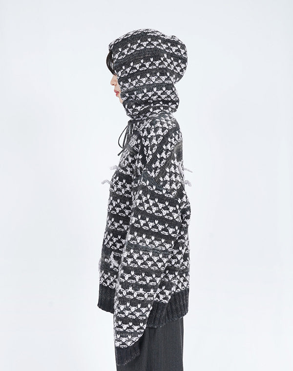 
                  
                    Load image into Gallery viewer, Roving Thread Hoodie / BEA25402UA
                  
                