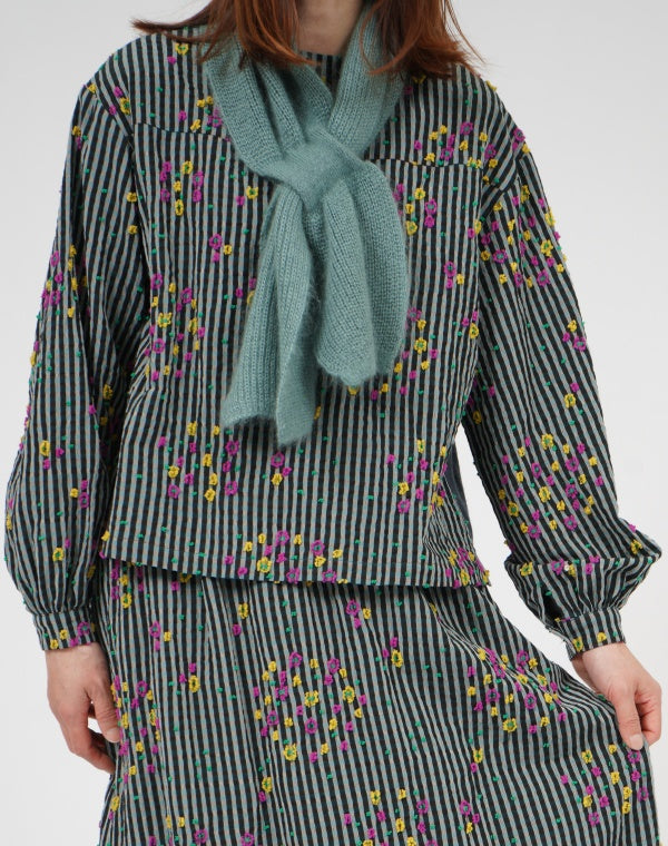 
                  
                    Load image into Gallery viewer, 寄せ植えチェックブラウス / BEF01668WA
                  
                