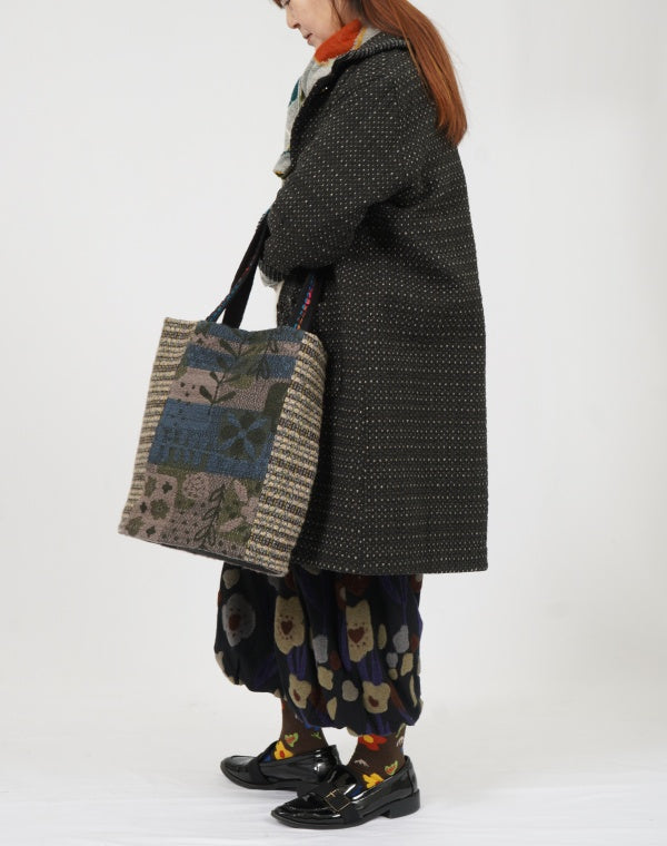 
                  
                    Load image into Gallery viewer, ロービングパッチワークトート / BEF01677WA
                  
                