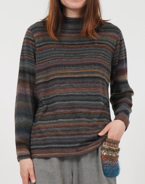 
                  
                    Load image into Gallery viewer, シームレスグラデボトルネックプルオーバー / BEF01652WA
                  
                