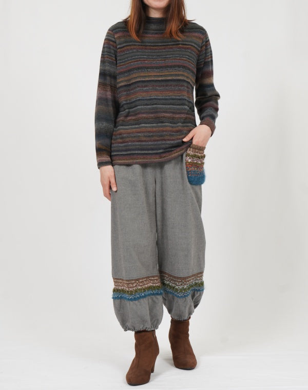 
                  
                    Load image into Gallery viewer, シームレスグラデボトルネックプルオーバー / BEF01652WA
                  
                