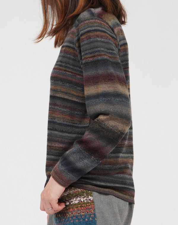 
                  
                    Load image into Gallery viewer, シームレスグラデボトルネックプルオーバー / BEF01652WA
                  
                