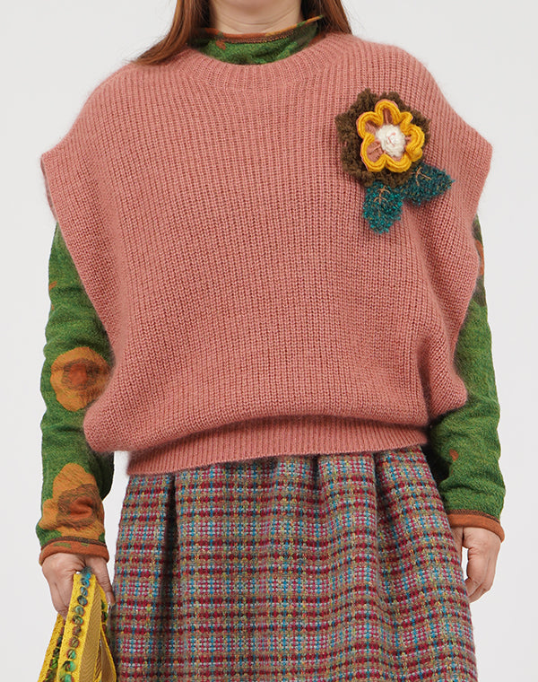 
                  
                    Load image into Gallery viewer, シルクモヘヤ畦ベスト / BEF01657WA
                  
                