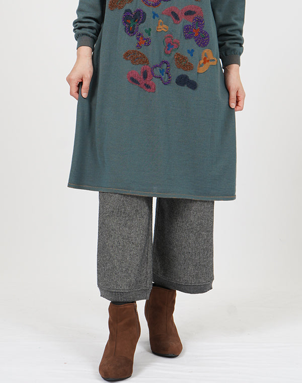 
                  
                    Load image into Gallery viewer, ニットヘムワイドパンツ / BEF01679WA
                  
                