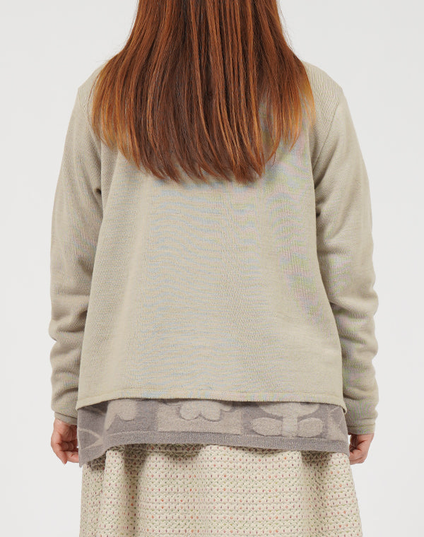 
                  
                    Load image into Gallery viewer, クローバー刺繍カーディガン / BEF01613WA
                  
                