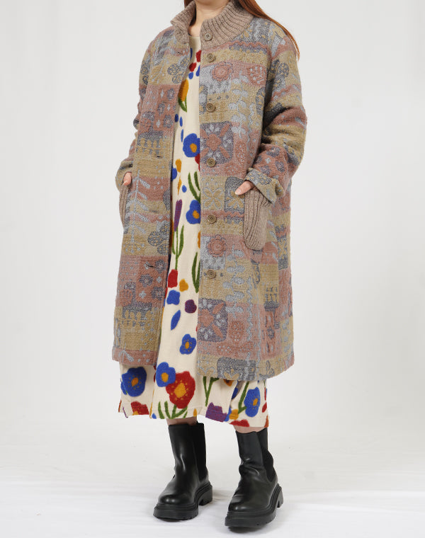 
                  
                    Load image into Gallery viewer, ボタニカルロービングロングコート / BEF01674WA
                  
                