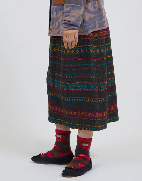 
                  
                    Load image into Gallery viewer, フラワーラインギャザースカート / BEA01468WA
                  
                