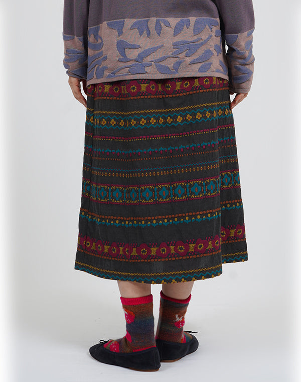 
                  
                    Load image into Gallery viewer, フラワーラインギャザースカート / BEA01468WA
                  
                