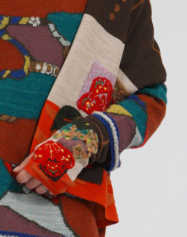 
                  
                    Load image into Gallery viewer, フラワーベース刺繍アームウォーマー / BEA01419WA
                  
                