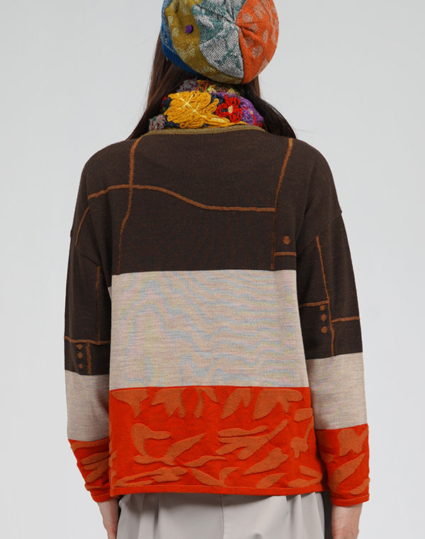 
                  
                    Load image into Gallery viewer, フラワーベース刺繍プルオーバー / BEA01414WA
                  
                