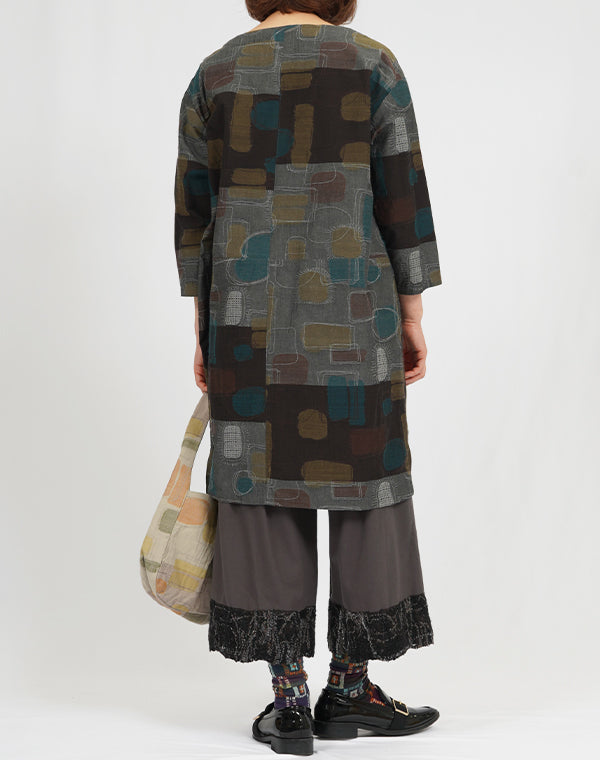 
                  
                    Load image into Gallery viewer, ジオメトリー柄切り替えワンピース / BEA07452WA
                  
                