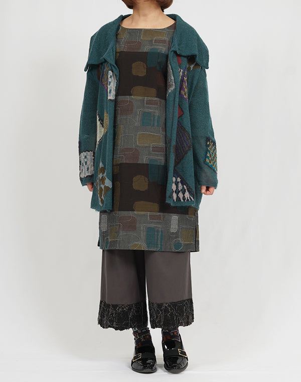 
                  
                    Load image into Gallery viewer, パッチワーク柄ロングカーディガン / BEA07414WA
                  
                