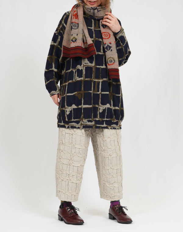 
                  
                    Load image into Gallery viewer, ミューラル柄リバーシブルマフラー / BEA07404WA
                  
                