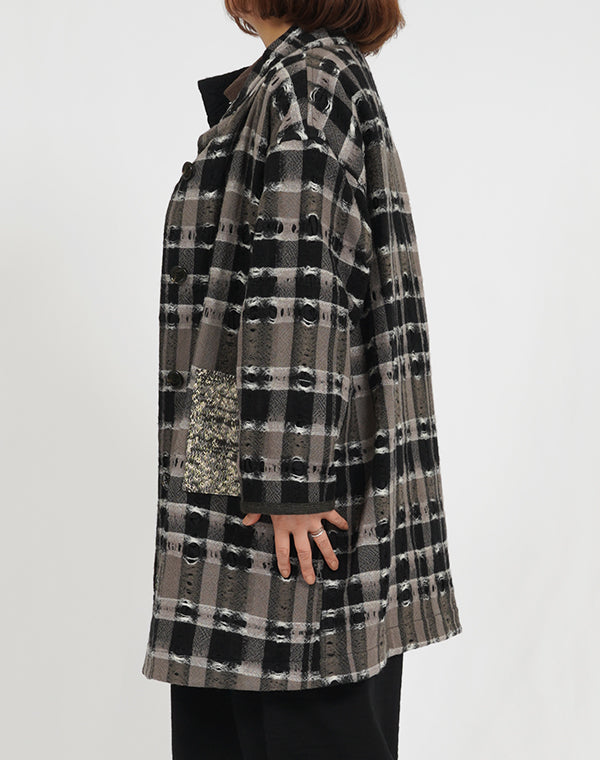 
                  
                    Load image into Gallery viewer, 穴あきチェック柄ニット付きリバーシブルコート / BEA07448WA
                  
                