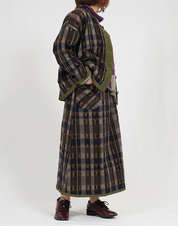 
                  
                    Load image into Gallery viewer, 穴あきチェック柄リバーシブルジャケット / BEA07447WA
                  
                