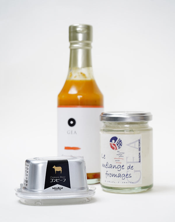 
                  
                    Load image into Gallery viewer, 【予約/12月上旬発送】GEA GIFT SET - GEA アソートセット ＜すりおろしにんじんドレッシング(オレンジMIX)＆ル･メランジュ･ド･フロマージュ＆コンビーフ＞ / 799000253001
                  
                