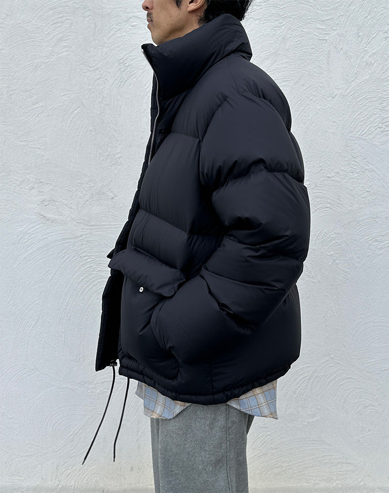 
                  
                    Load image into Gallery viewer, MEN SUPER LIGHT NYLON RIPSTOP DOWN BLOUSON / 313192252007
                  
                