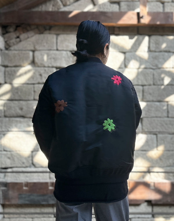 
                  
                    Load image into Gallery viewer, Flower Embroidery Flight Jacket - Black × Mix / 313846252001
                  
                