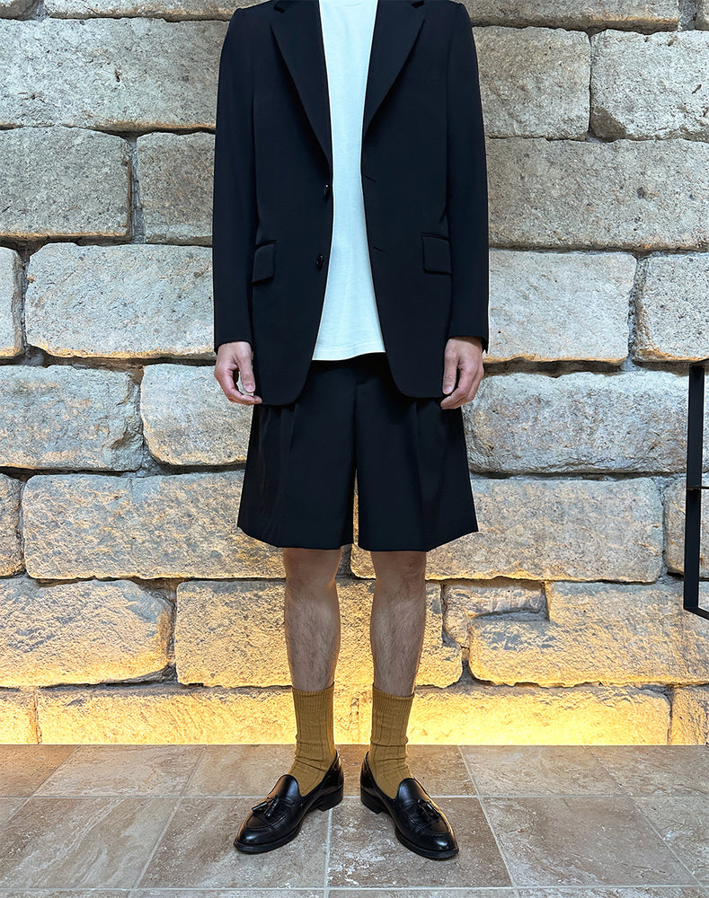 
                  
                    Load image into Gallery viewer, LIGHT WOOL MAX GABARDINE SHORTS / 319192251001
                  
                