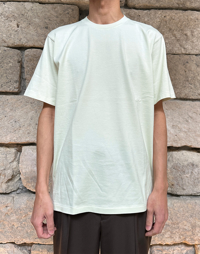 
                  
                    Load image into Gallery viewer, MEN LUSTER PLAITING TEE / 304192251001
                  
                